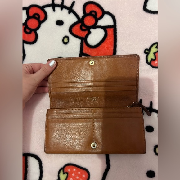 Kate Spade New York Large Wallet! - Picture 3 of 5